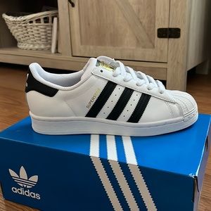 BRAND NEW Adidas Superstar Sneakers